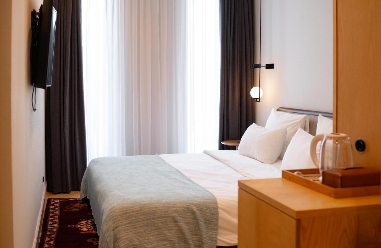 Pana Boutique Hotel Simkent Kültér fotó