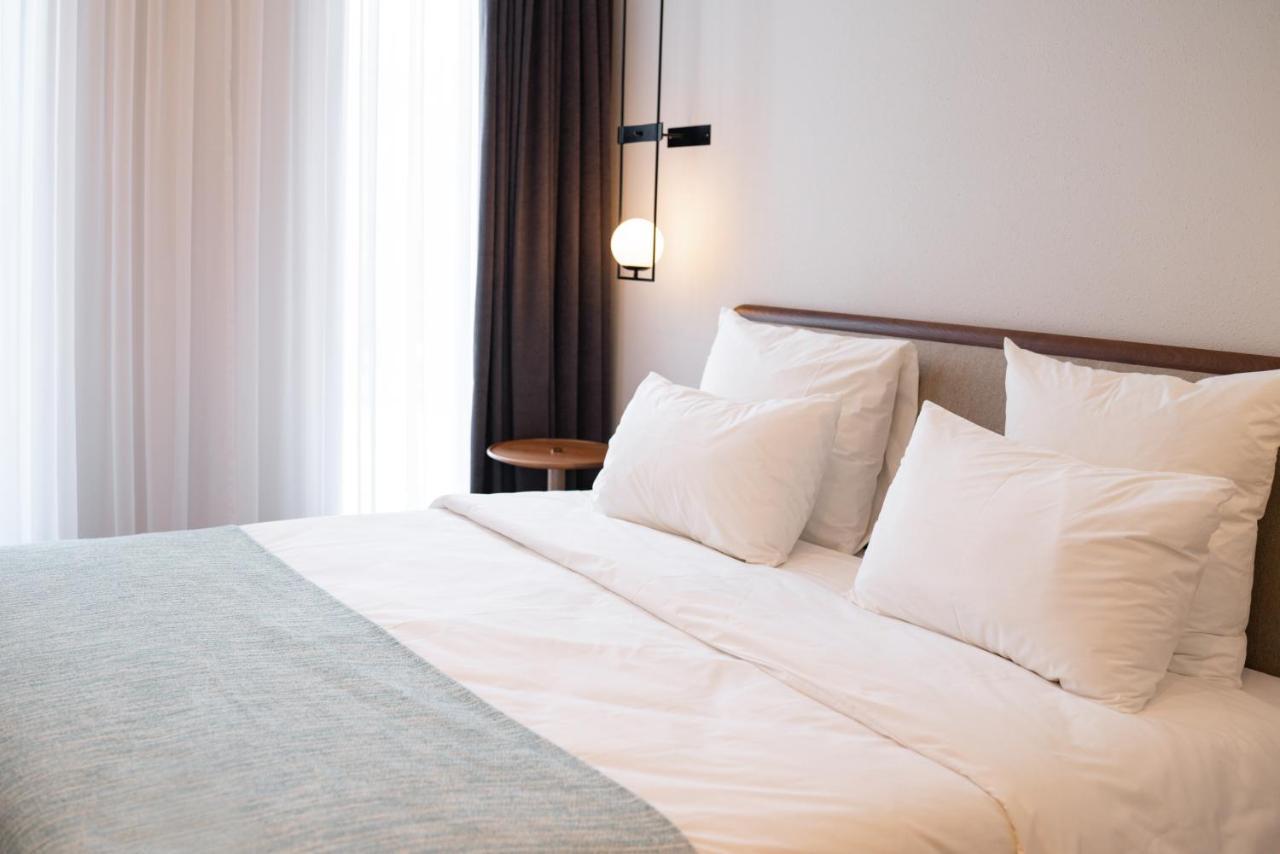 Pana Boutique Hotel Simkent Kültér fotó